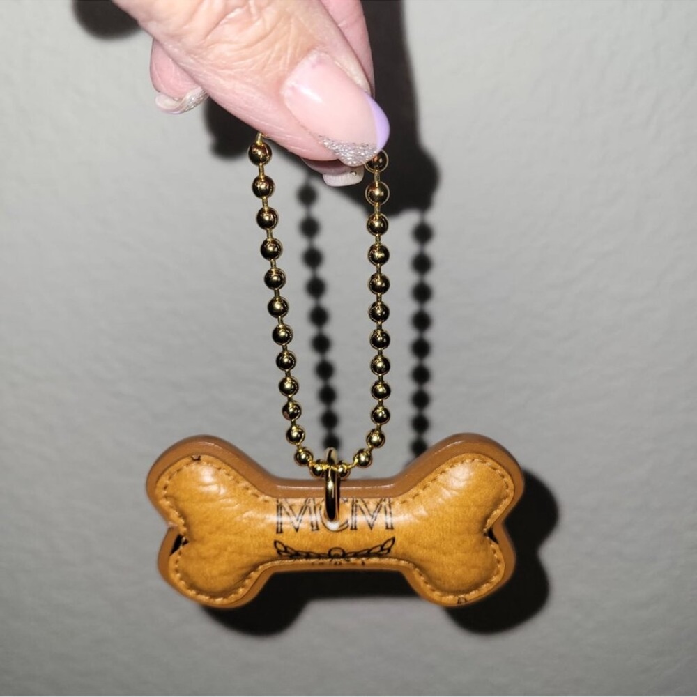 NWOT MCM Cognac Visetos Leather Dog Bone Keychain/ Bag Charm